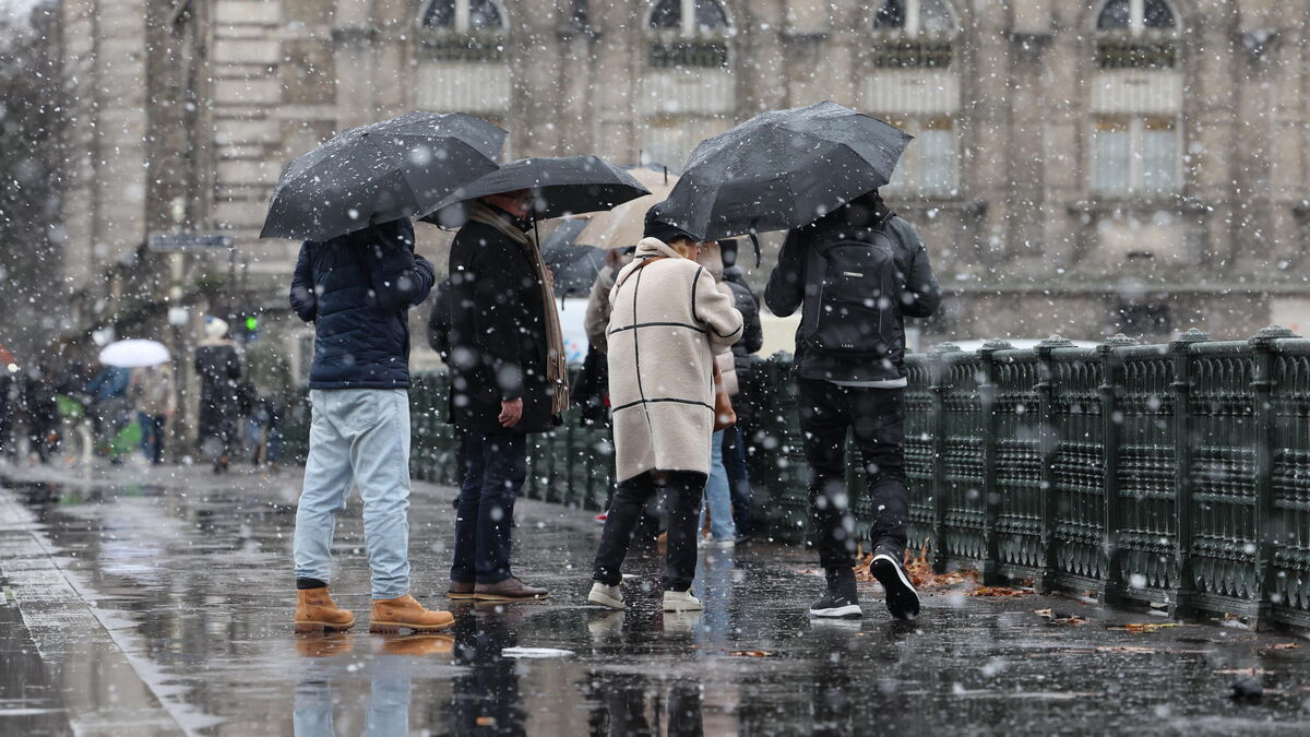 Chutes de neige : quelques flocons attendus en Île-de-France et en Normandie vendredi
