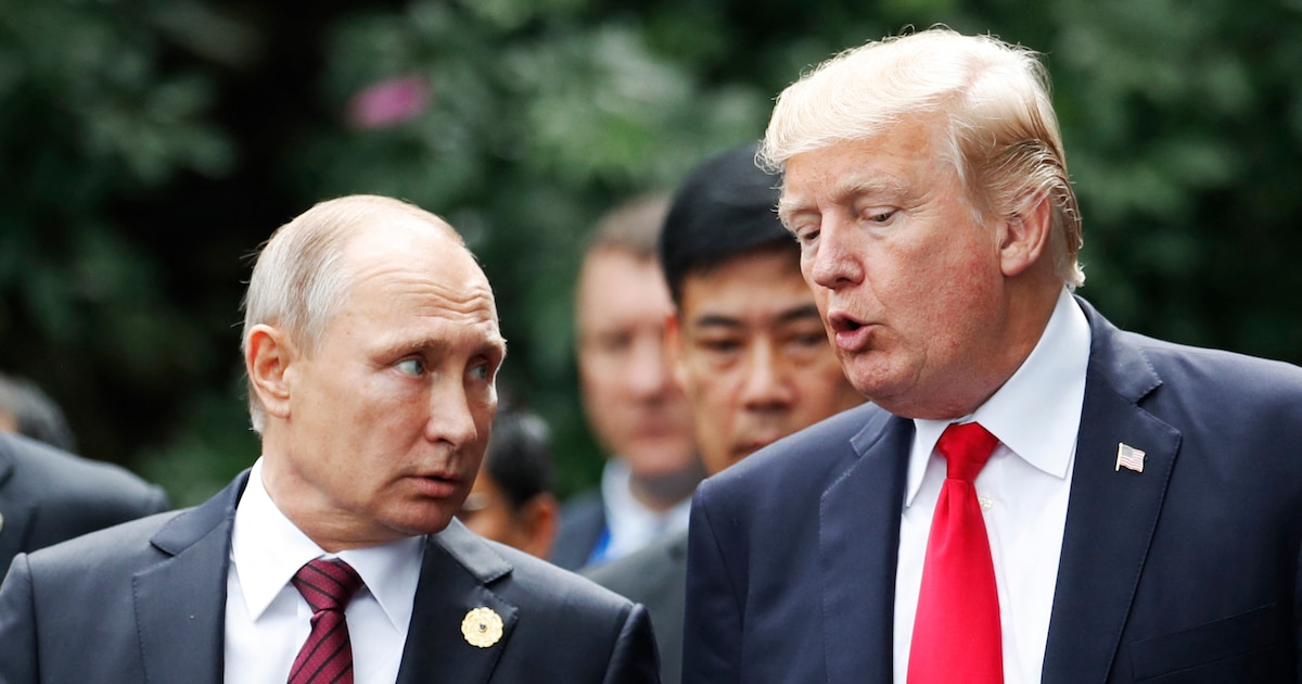Vladimir Poutine et Donald Trump le 11 novembre 2017.