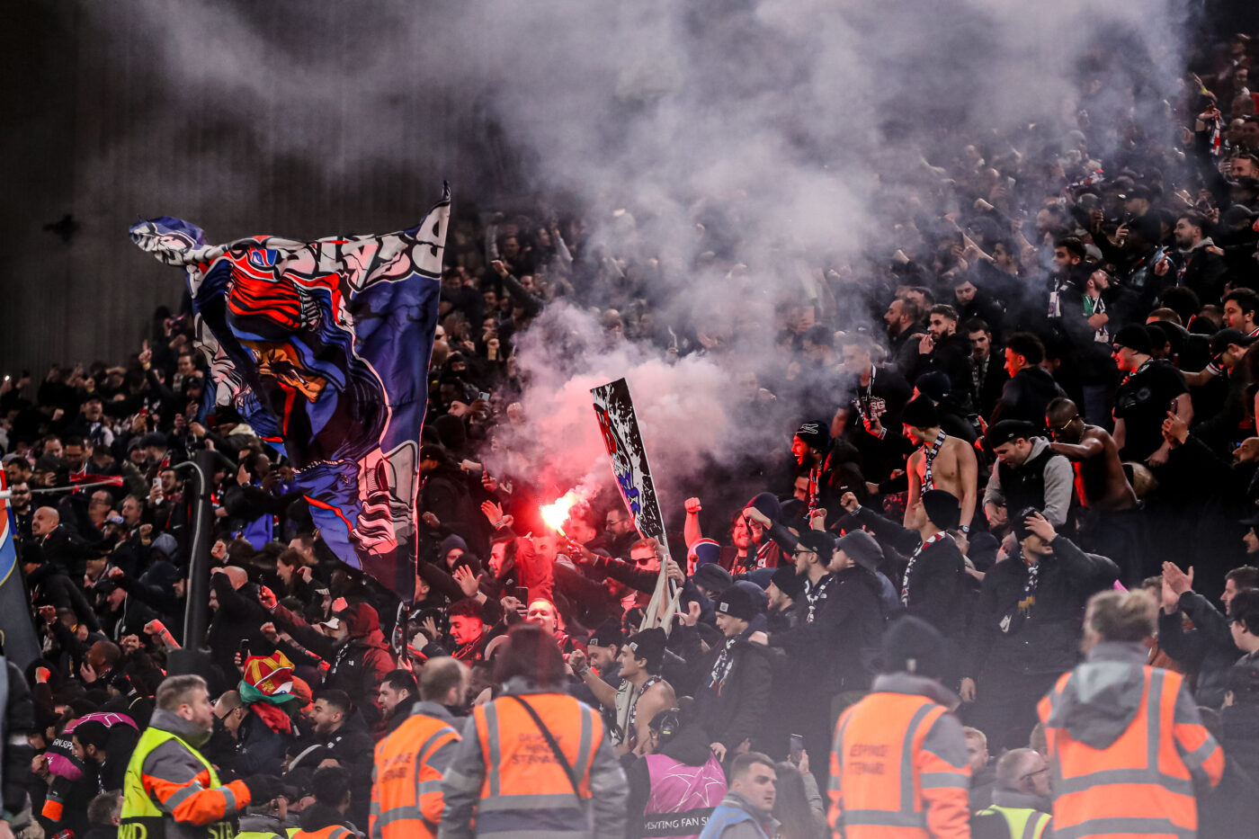 Le PSG saisit l’UEFA à cause de la taille du parcage à Arsenal - C1 - Demies - Arsenal-PSG
