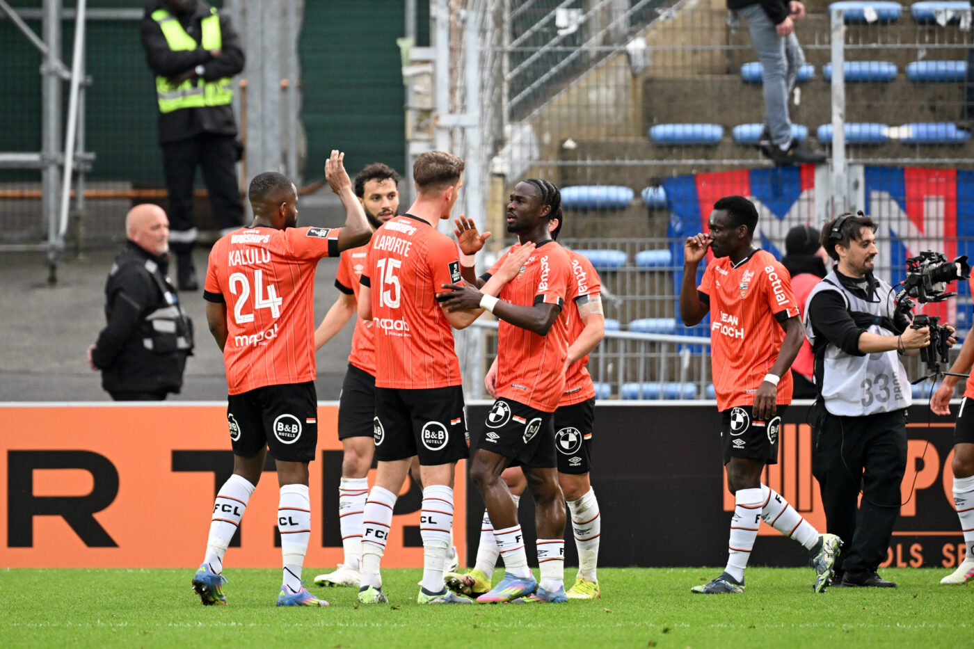Lorient est en Ligue 1 ! - Ligue 2 - J32