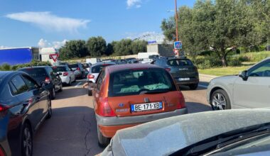 Un accident entre cinq voitures provoque un long bouchon sur l'A8 autour de Nice