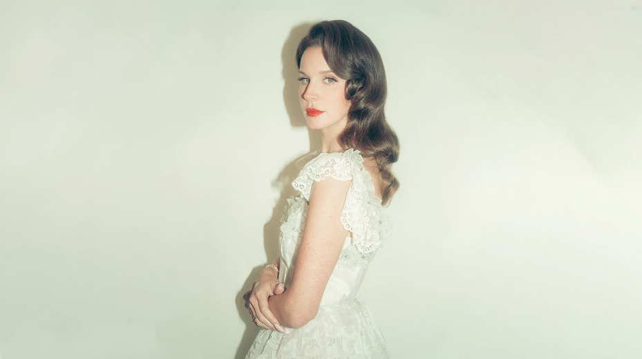 Lana Del Rey enfin de retour avec le sublime “Henry, Come On”