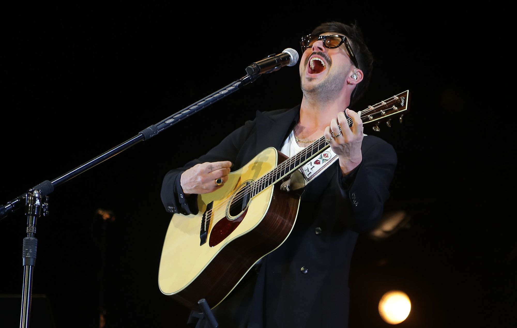 Marcus Mumford de Mumford & Sons se produit en 2024