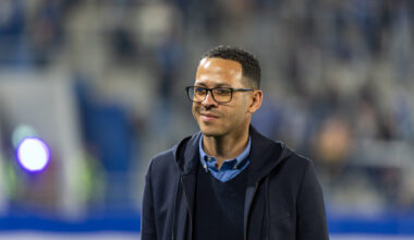 Liam Rosenior prêt pour Reims-Strasbourg : entre confiance et exigence — Alsa'Sports