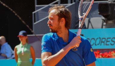 ATP - Madrid > Medvedev : "Il y a dix ans, des joueurs comme Zverev auraient probablement misé sur le service-volée. Un Opelka court moins bien qu'Alcaraz et peut-être même moins bien que moi, mais il se défend bien aussi"