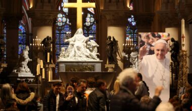Mort du pape François: futur lieu en hommage à Nice, causes de son décès révélées, pape "par intérim"... Revivez notre direct