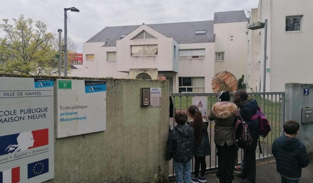 « Nous déposons nos enfants à l’école la boule au ventre » : des parents inquiets au nord de