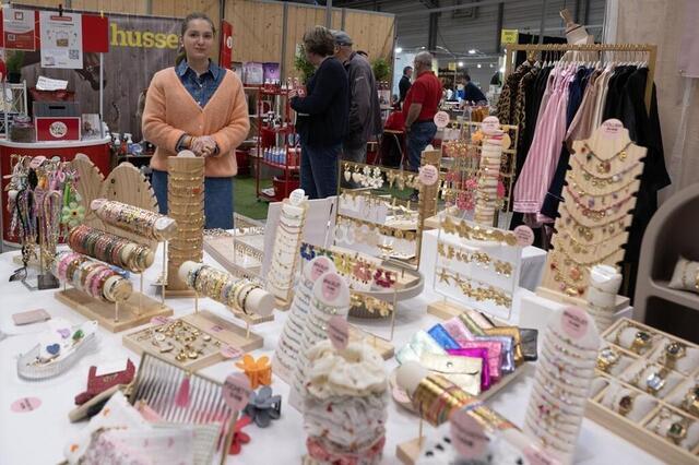 photo quelques stands de bijoux.  ©  photo presse océan-nathalie bourreau