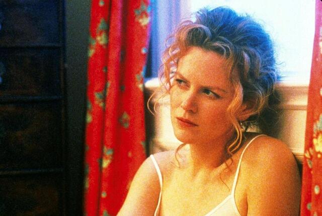 photo parmi les films de stanley kubrick proposés au cinématographe : « eyes wide shut » (1999) avec nicole kidman.  ©  warner bros