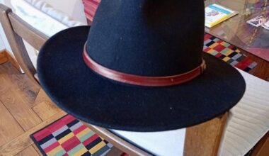 Vol de chapeau à Rennes : le prêtre s’en remet à Dieu, la police fait le reste