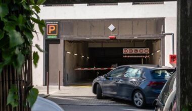 Moins de voitures dans les parkings à Nantes et gestion trop complexe de Nantes gestion équipement