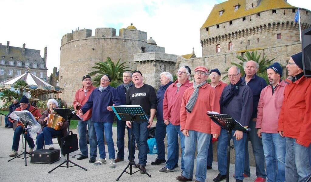«Pour pérenniser les chants» : À Vern-sur-Seiche, le groupe Des gars de Vaugon cherche des