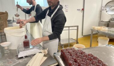 Pour ne plus jeter, ces maraîchers bio ouvrent un atelier de transformation