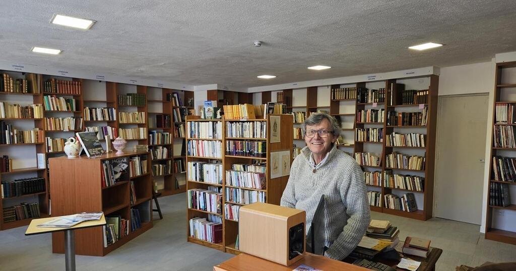 « Le livre doit rester vivant à Sainte-Suzanne » : ce passionné de lecture ouvre une