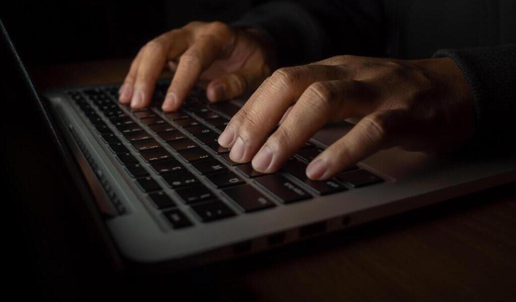 Le pédocriminel agissait sur Facebook : il est démasqué grâce à de faux profils de jeunes