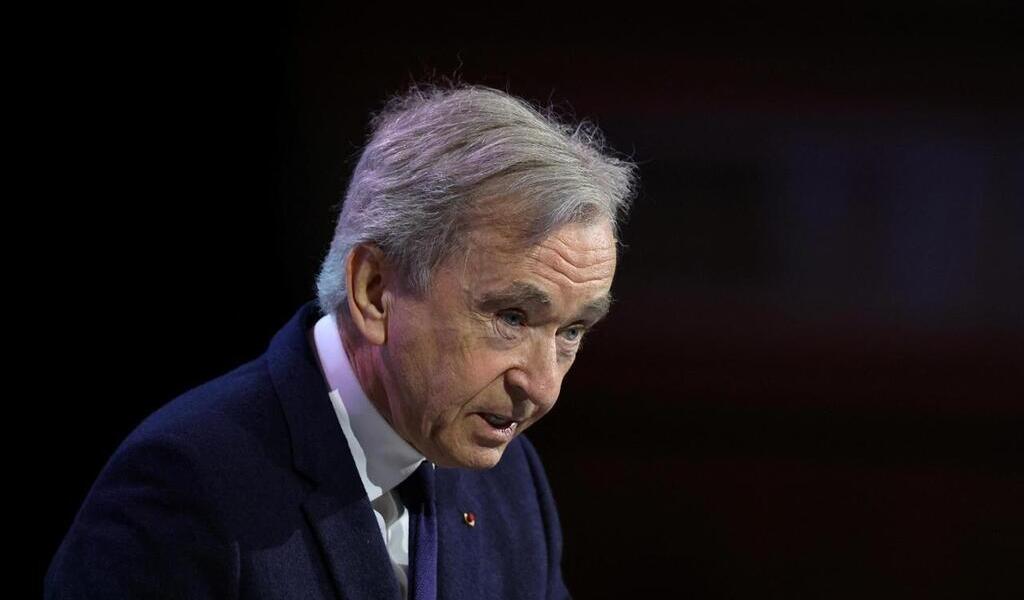 Bernard Arnault critique les « bureaucrates » de Bruxelles et suscite de vives réactions
