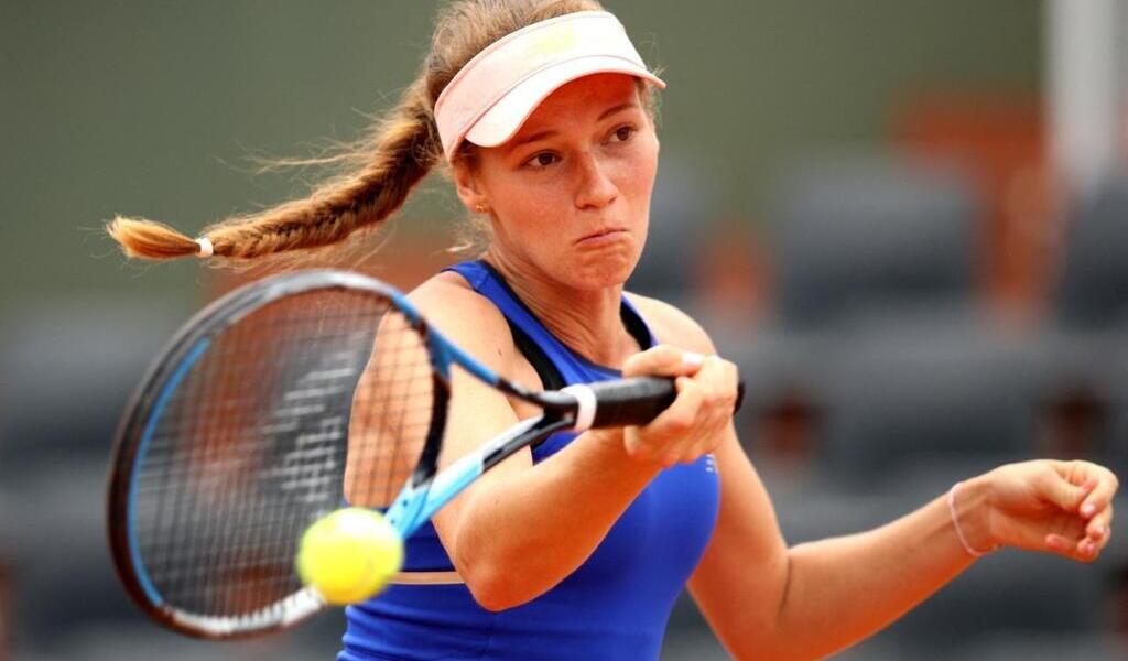 WTA 250 de Rouen. La marche de trop pour les Françaises Rakotomanga et Ponchet, sortie en quarts .