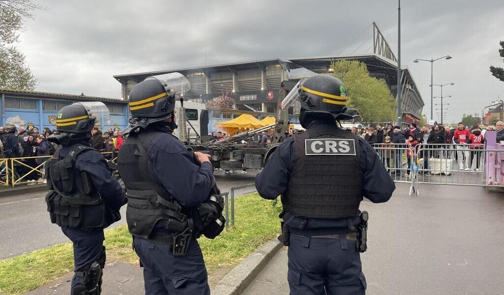 Après le derby à Rennes, des dizaines de supporters se sont retrouvés à Nantes pour se battre .