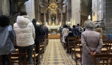 « Un homme d’une grande simplicité » : à Rennes, les fidèles réagissent à la mort du