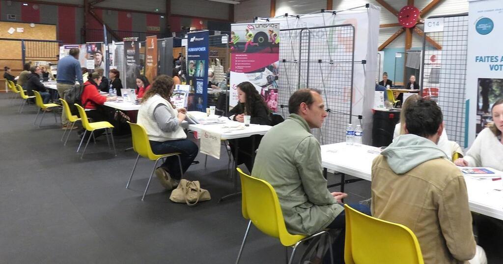 Près de Rennes, au Forum emploi Cesson 75 exposants et plus de 900 visiteurs