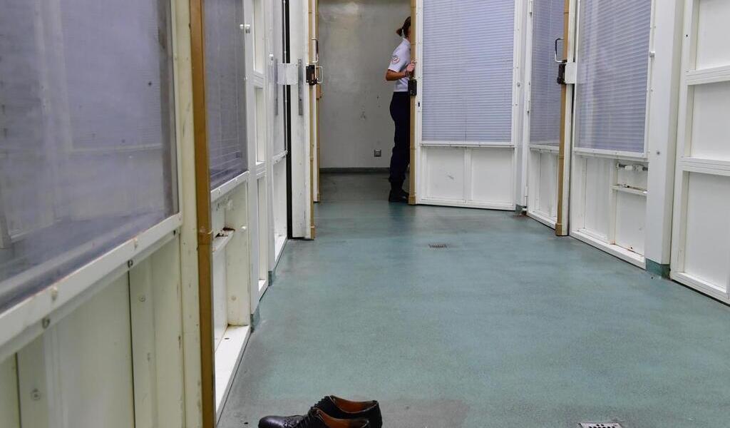 Il s’en prend à sa grand-tante de 91 ans puis à des policiers près de Nantes
