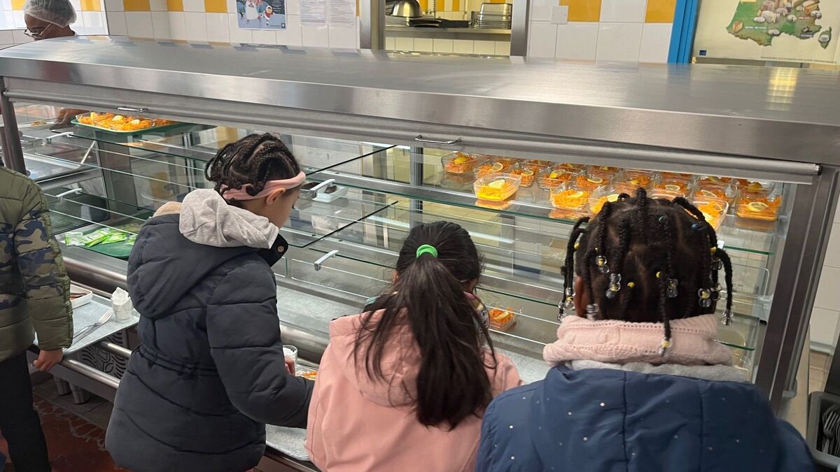 30 millions d’euros de subvention en plus en deux ans : pourquoi les cantines scolaires coûtent si cher à Paris
