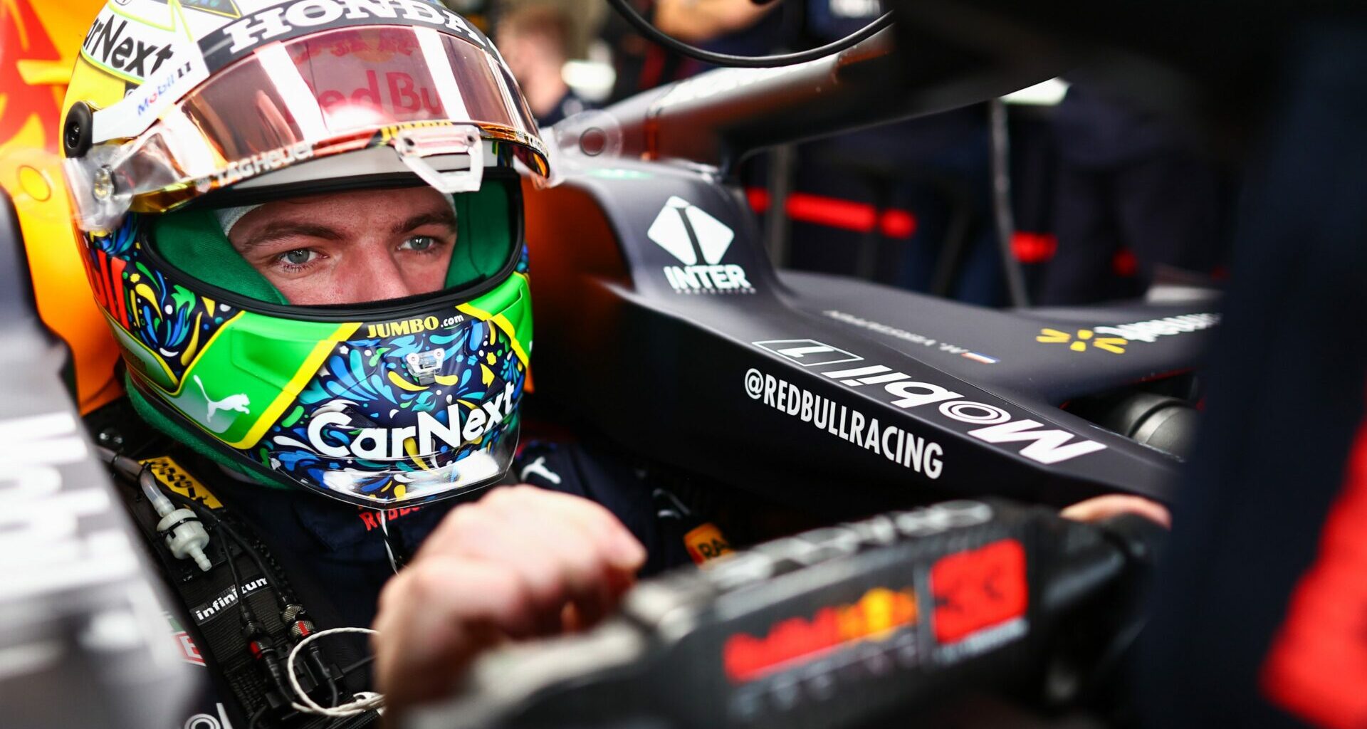 Horner considère le titre 2021 de Verstappen comme le plus grand moment de Red Bull