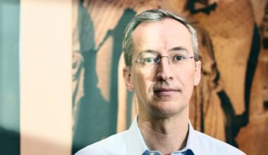 Le milliardaire identitaire Pierre-Edouard Stérin refuse de se présenter à une commission d’enquête parlementaire – Libération