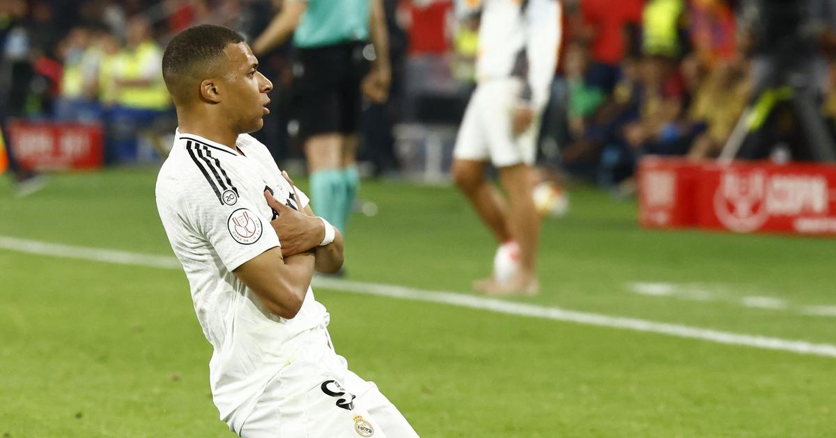 en vidéo, le premier but de la carrière de Mbappé sur coup franc direct