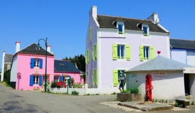 voici le classement des 100 villes les plus chères de la Bretagne historique