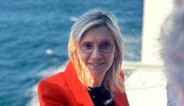 Agnès Pannier-Runacher en visite dans les aires marines protégées au large de Marseille