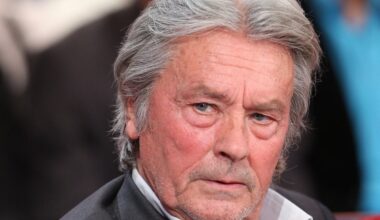 Alain Delon : cette visite mystérieuse et angoissante à Douchy, même ses employés ont été contraints au silence