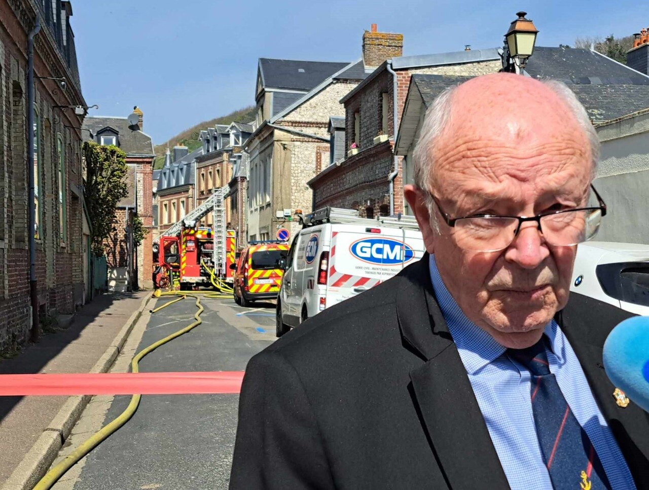 après l'explosion à Étretat, le maire ému
