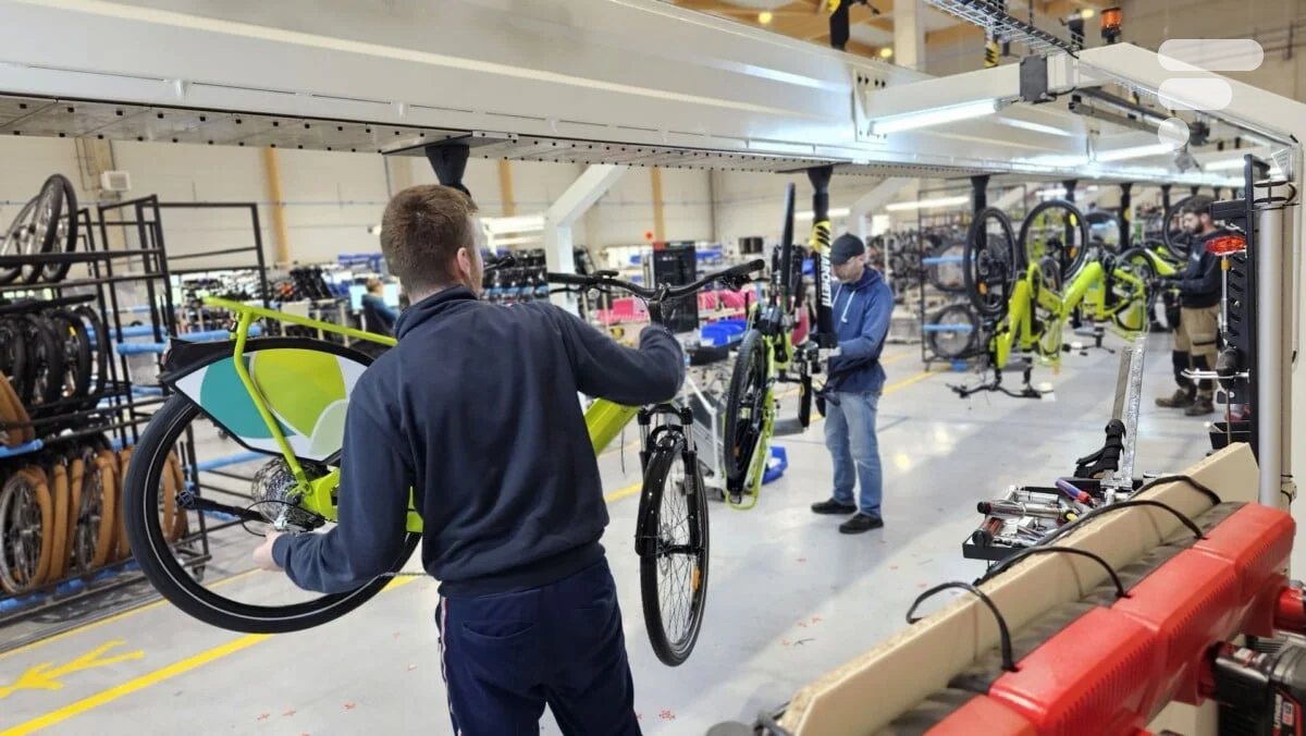 Arcade usine assemblage vélos 4