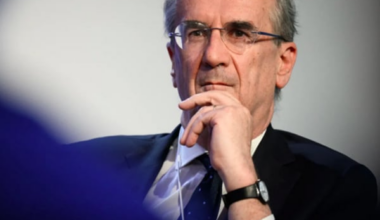 Le gouverneur de la Banque de France perçoit "une forte attente" envers l'Europe