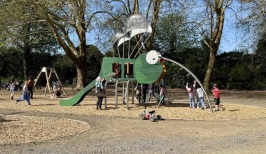 À Lille, les insectes et les plantes inspirent la nouvelle aire de jeux du 2ème plus grand parc de la ville