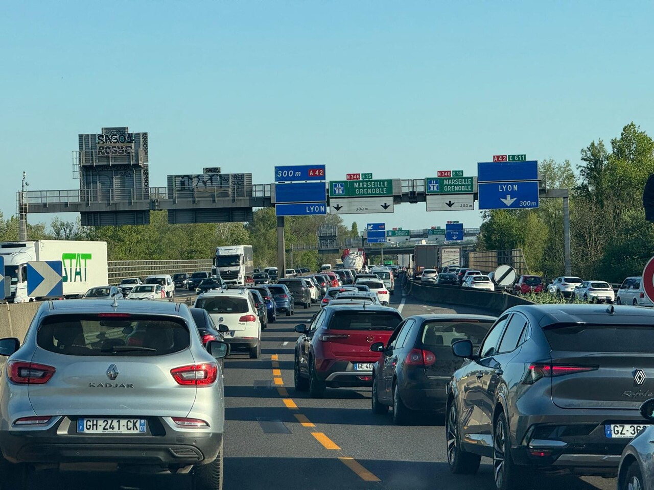 circulation chargée, voici les axes les plus bouchés