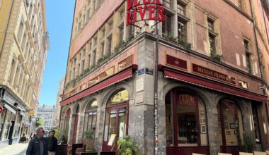 Lyon. Cette brasserie populaire "à prix abordables" vient d'ouvrir : que vaut-elle ?