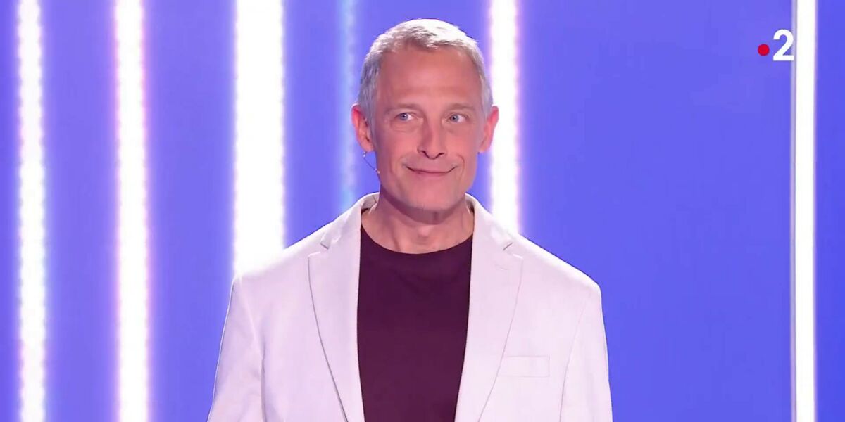 Joël (Tout le monde veut prendre sa place) passe un nouveau cap, Cyril Féraud le félicite