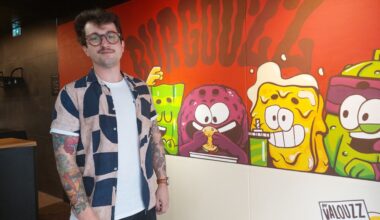 on sait quand va ouvrir Burgouzz, le nouveau restaurant d'un célèbre youtubeur