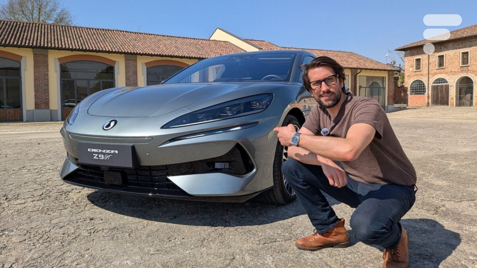 On a roulé avec la nouvelle voiture électrique de BYD, Stellantis abandonne la production en Europe de sa voiture chinoise et on est montés à bord du nouveau Xpeng G6 – Le récap’ Survoltés