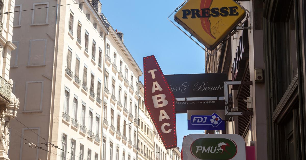 dans un petit village de Gironde, deux individus braquent un tabac-presse et prennent la fuite