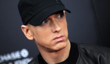 Un an après avoir marié sa fille, Eminem devient grand-père pour la première fois à 52 ans