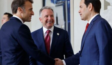 La Russie menace l’Allemagne et parasitage à l’Elysée