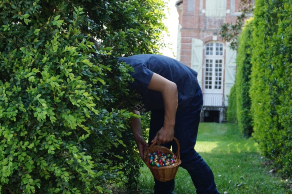Une chasse aux œufs dans les allées du labyrinthe de Merville 