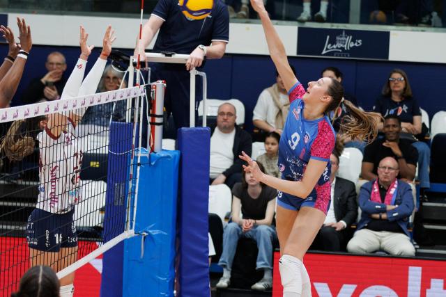 Les favoris dominent le premier match des quarts de finale de Saforelle Power 6 - L'Équipe