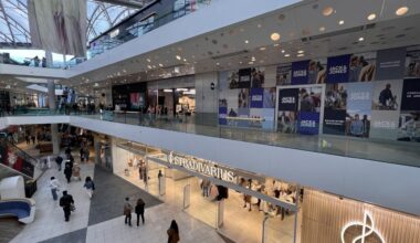 Lyon. Plusieurs nouveaux magasins et restaurants ouvrent au centre commercial Confluence
