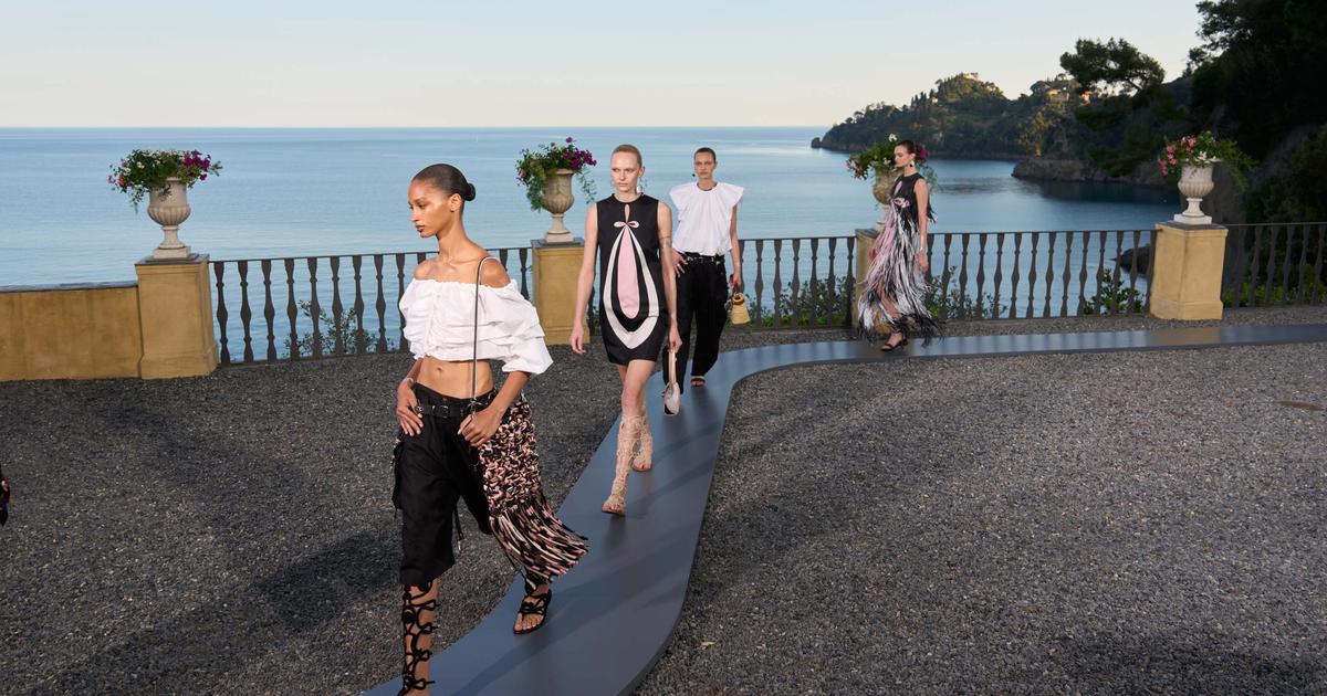 De Marisa Berenson à Vittoria de Savoie, Pucci habille la jet-set d’hier et d’aujourd’hui