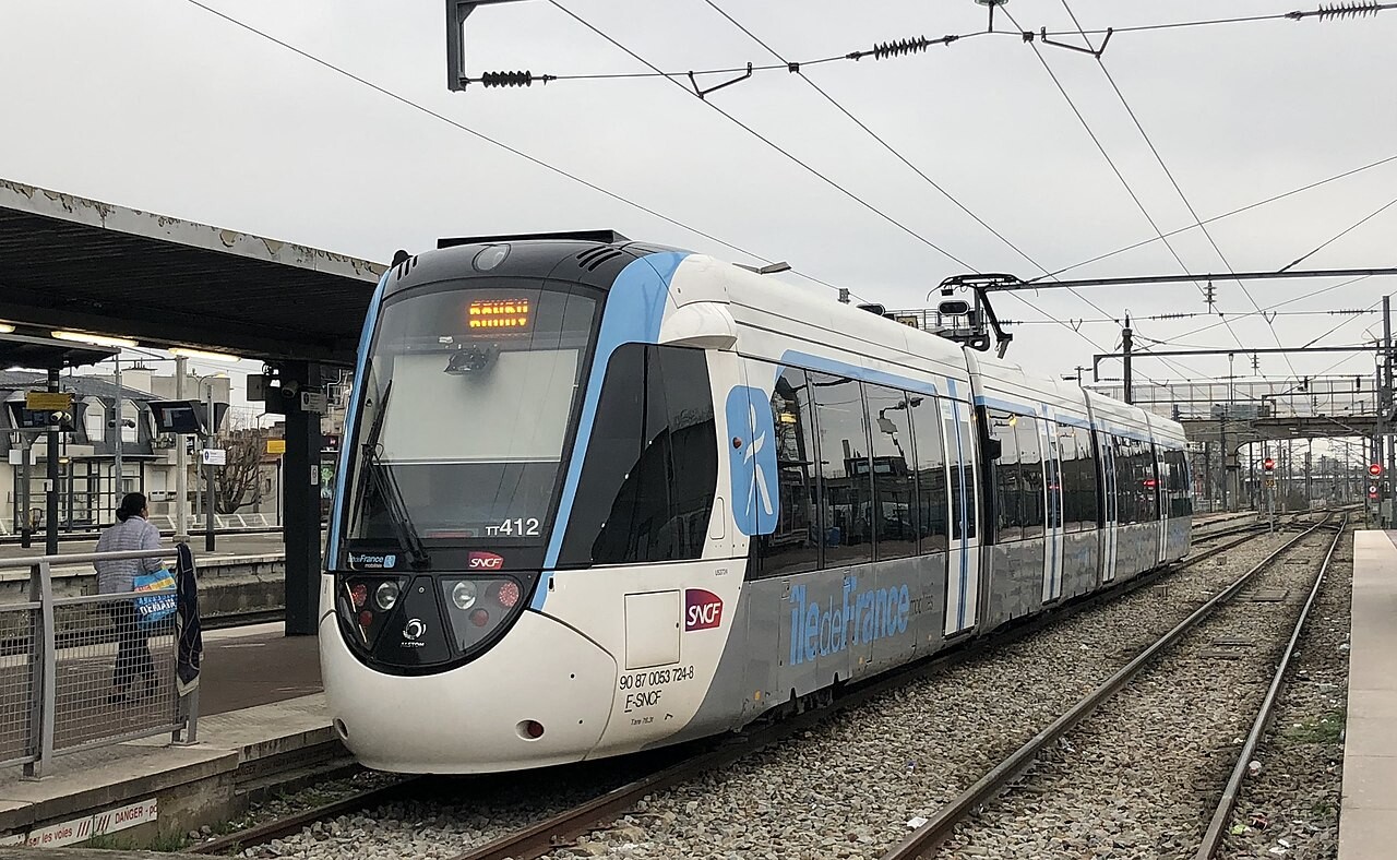colère des usagers de Seine-Saint-Denis, privés du T4 depuis cinq jours
