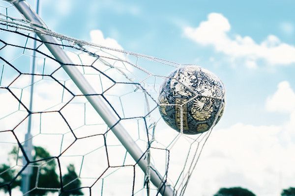 Football - Division 2 poule G : égalité entre LA TOUR D'AUVERGNE RENNES et FC GUICHEN 